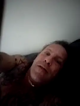 AceticPinscher Live XXX Chat