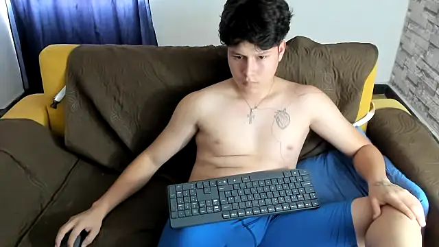 Chat +18 de daniel_leon ao vivo