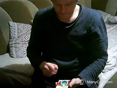 XXX chat uživo modela Mr__XX