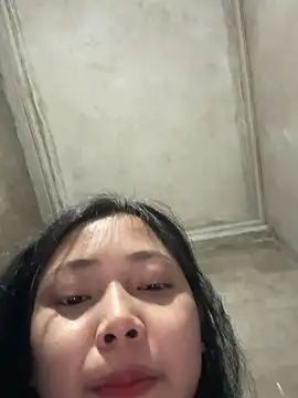 hinami-lo's Webcam Show