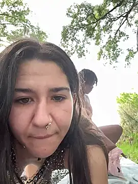 Ebony_Queeen élő XXX-chatje
