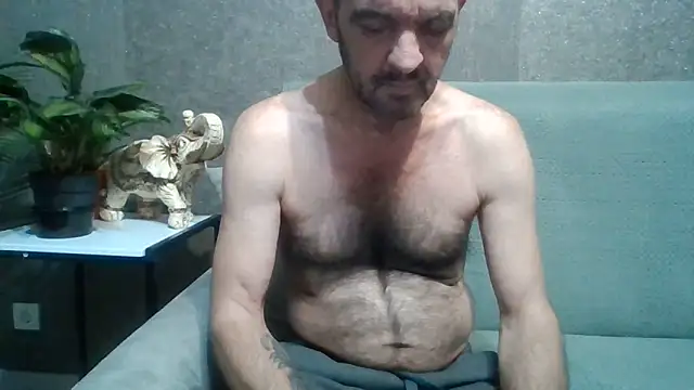 Show modela skorpibg65 na web-kameri