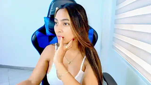 Chatroom XXX en direct de sophiax-x