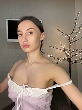 Polli_Kiss – Naživo XXX chat