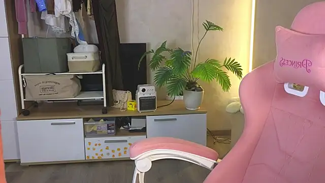 RitaGoldenのライブXXXチャット