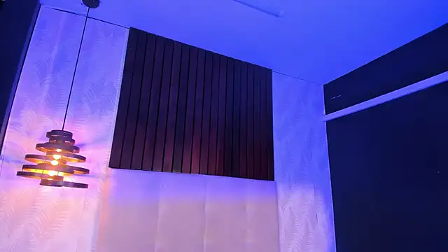 Alex_Kriz XXX чат на живо