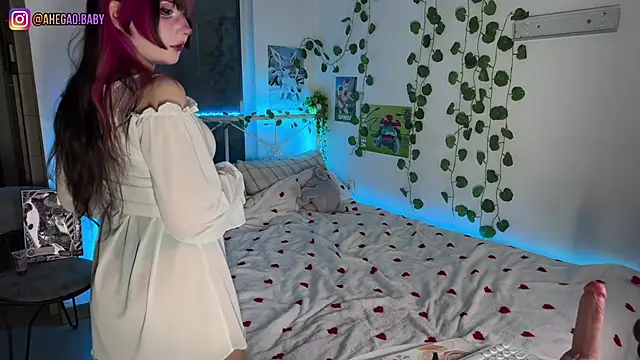 h3ntai_baby élő XXX-chatje