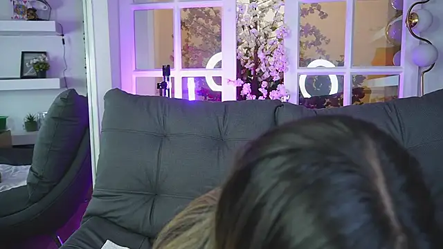 دردشة foxy_zoe الجنسية المباشرة