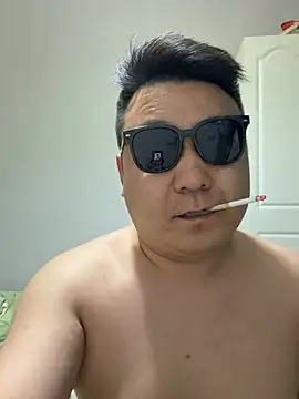 langzi-888's Live XXX Chat