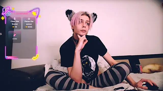 Littlepinkcat Pertunjukan Webcam