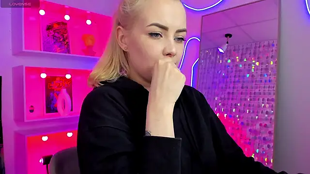 StephanieSweety Adlı Modelin Canlı XXX Sohbeti