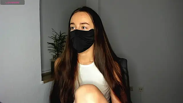 AngelinaAdderly Adlı Modelin Canlı XXX Sohbeti