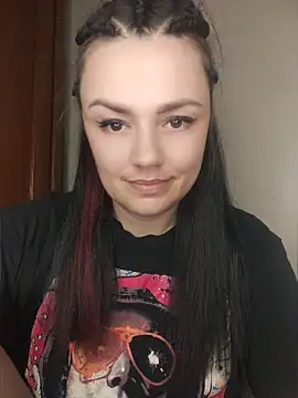 KrissSexi webcam show