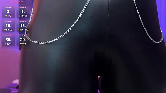Helena__Femdom élő XXX-chatje