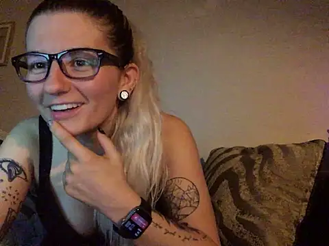 Chat +18 de xxamyleighxx ao vivo