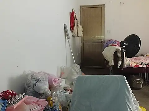RebelAura 在線直播表演