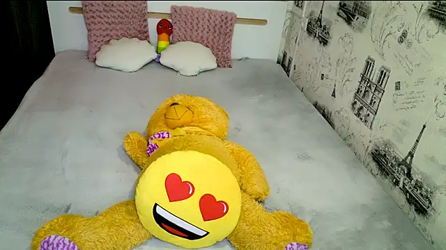 lovely-eyes live XXX chat