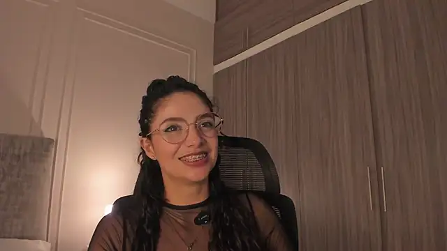 دردشة Angel-bells الجنسية المباشرة