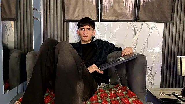 demian_hot99 Chat XXX live