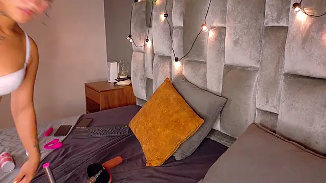 MatildaTaylor__ 라이브 XXX 채팅