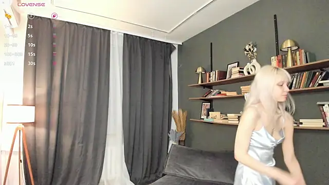 Chat XXX en directo de DelorisDetrich