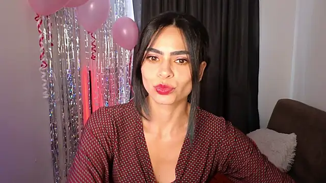 Chatroom XXX en direct de sexyladyy_