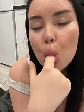 PeachDoll-'s Live XXX Chat