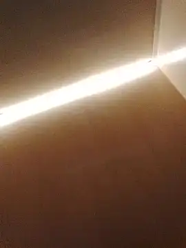 Rowena_Vonnie Adlı Modelin Canlı XXX Sohbeti