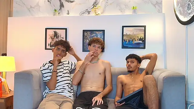 Chat +18 de COUPLES_BOYS ao vivo