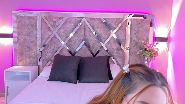 Chat XXX ao vivo de LolaGray__