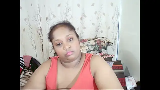 Chat XXX ao vivo de Indiantasha