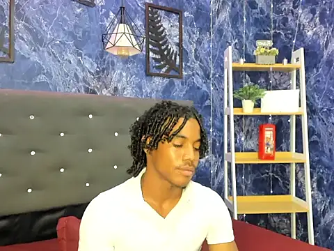 Онлайн чат XXX axel_silva4