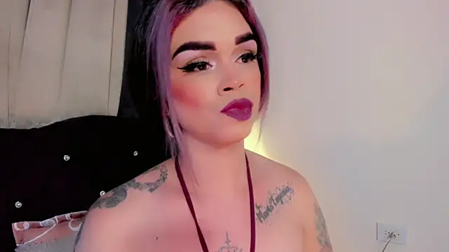 lesly_xx élő XXX-chatje