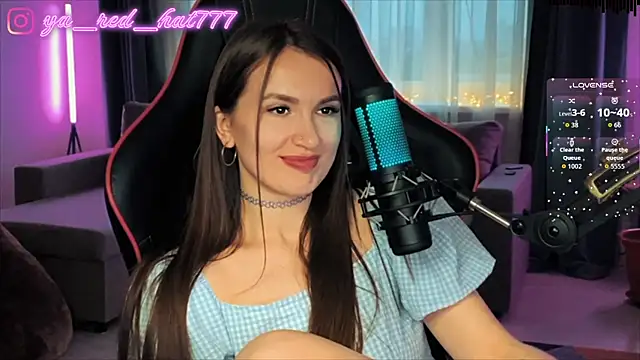 -RED_HAT- Live XXX-chat
