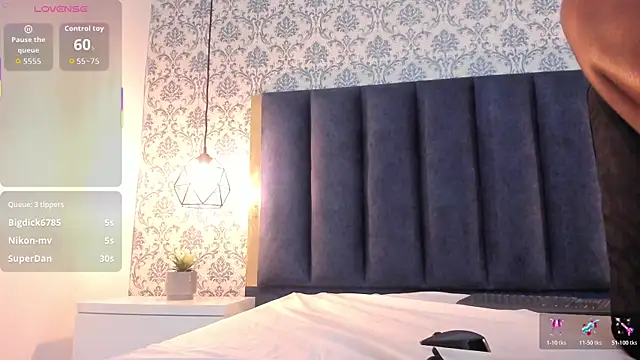 Kendra-Rousee Live XXX-chat