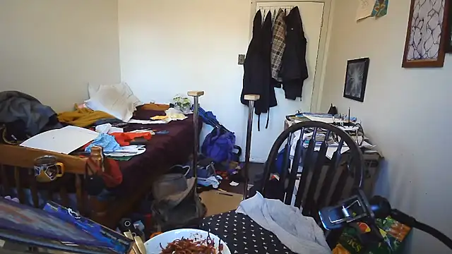JohnnyMoves webkamerás műsora