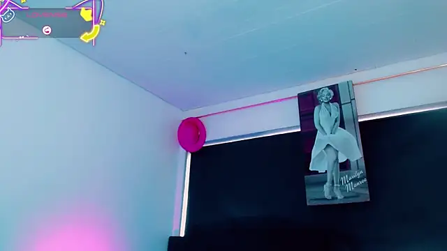 Kendall_hornyy Live XXX-Chat