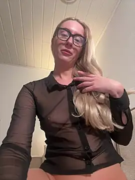 Chat XXX ao vivo de CutieEmy