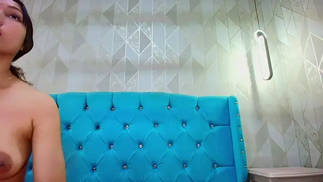 Chat XXX ao vivo de MadelineDoll