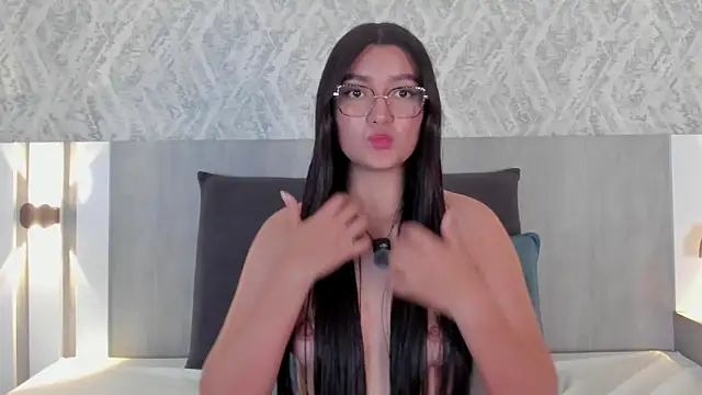 Chat XXX ao vivo de Vaalentina_Lux