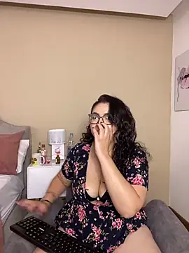 AlmaraRouge 라이브 XXX 채팅