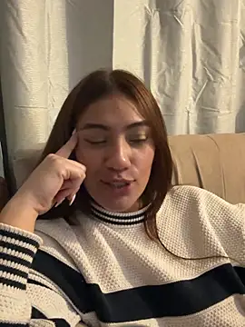 XXX chat uživo modela emmily_d