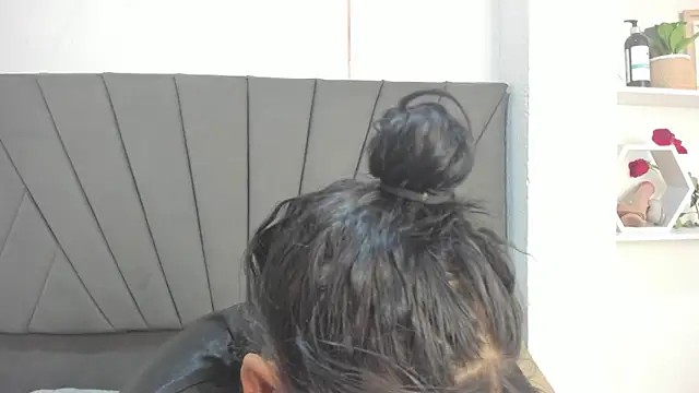 Sala de chat ao vivo de LesliePetit
