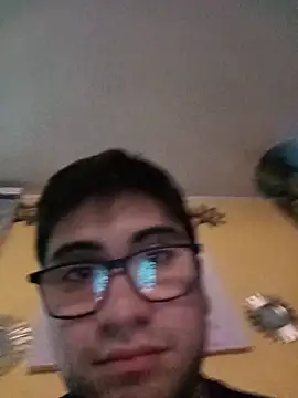 TroubledHeater30's Webcam Show