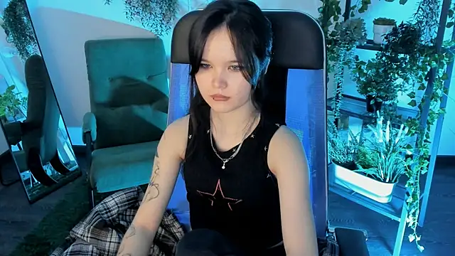 Elainebeness' Live XXX Chat
