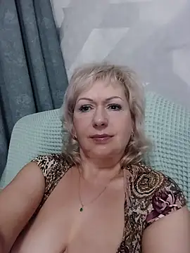 EmilyFanks – Live XXX-chat