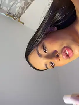 Chat +18 de EmilySearss ao vivo