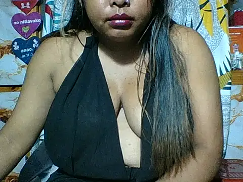 Chat +18 de SEXY_METISE ao vivo
