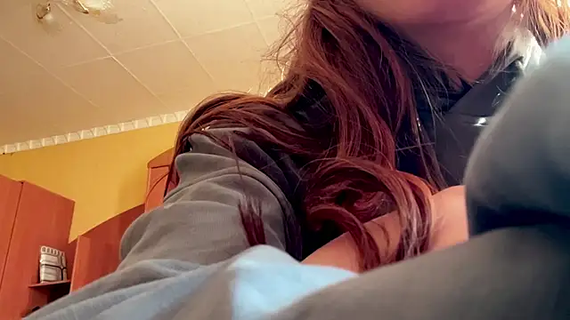 Show modela xXMelanieseXx na web-kameri