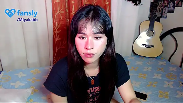 chakababe Adlı Modelin Canlı XXX Sohbeti